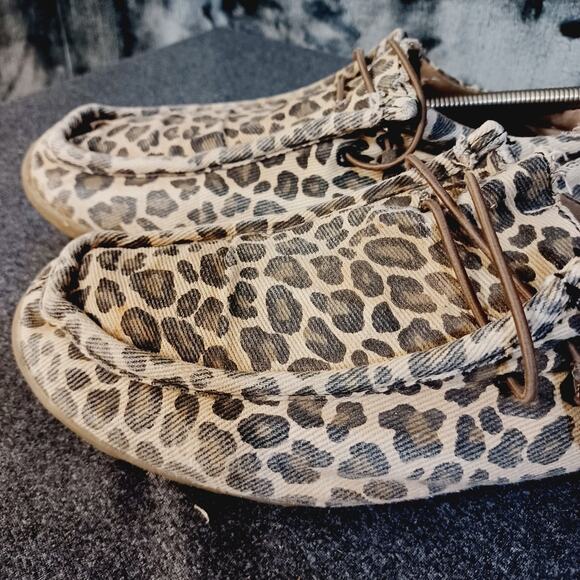 Roper Woman's 10 Chillin' Leopard Casual Shoes - Moc Toe - Picture 3 of 8